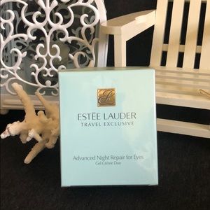 SOLD❌❌❌ESTEE LAUDER exclusive advanced night
